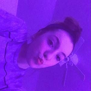 Meet your Posher, Lexee